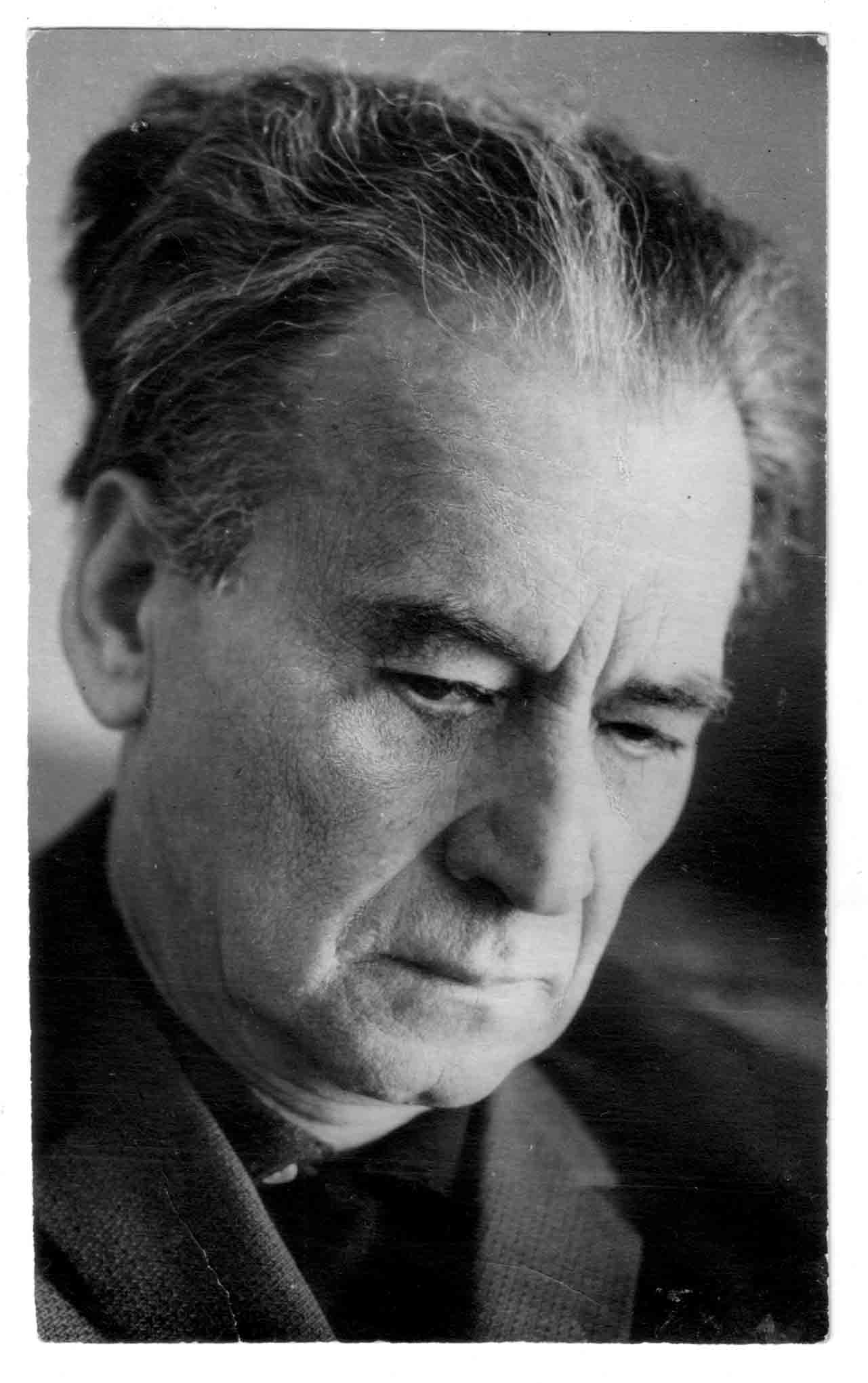 Первомайский Леонид.