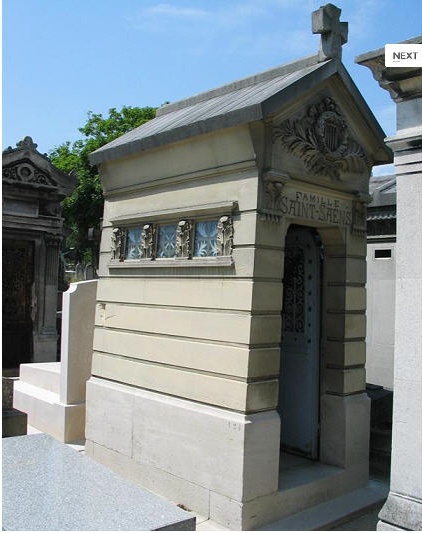 Могила Сен-Санса Камиля.